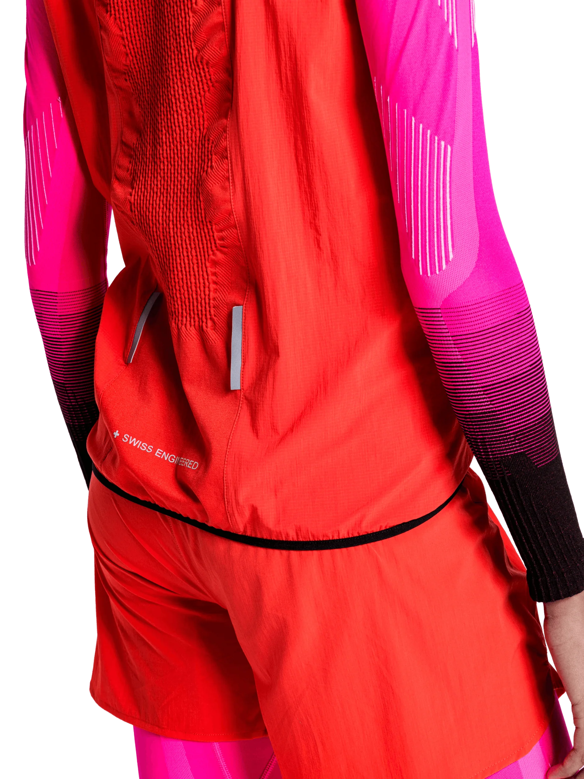 COREFUSION RUN VEST WMN - Image 19